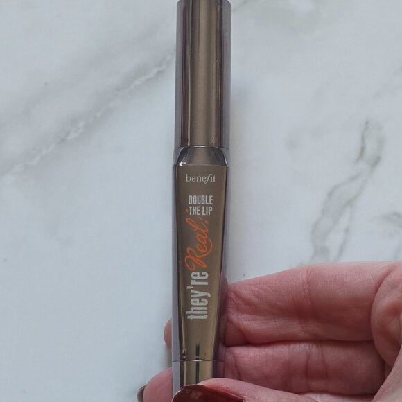 6 x benefit BARE AFFAIR They're Real Double The Lip Lipstick & Liner In One - Picture 6 of 7
